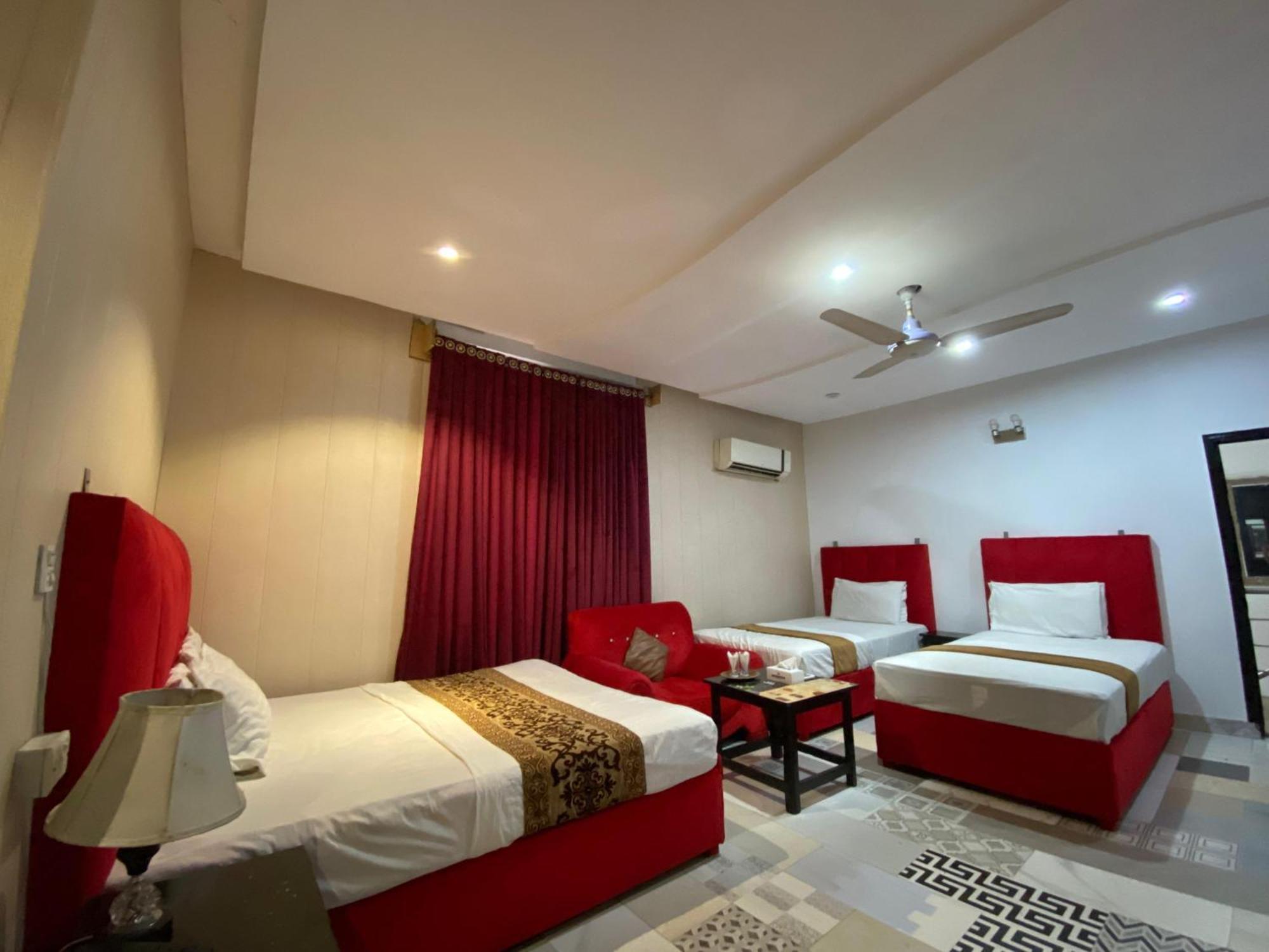 Hotel Tulip Inn, Gulberg لاهور المظهر الخارجي الصورة