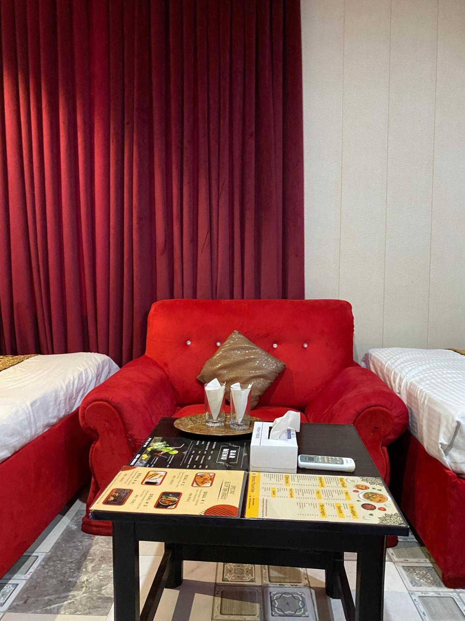Hotel Tulip Inn, Gulberg لاهور المظهر الخارجي الصورة