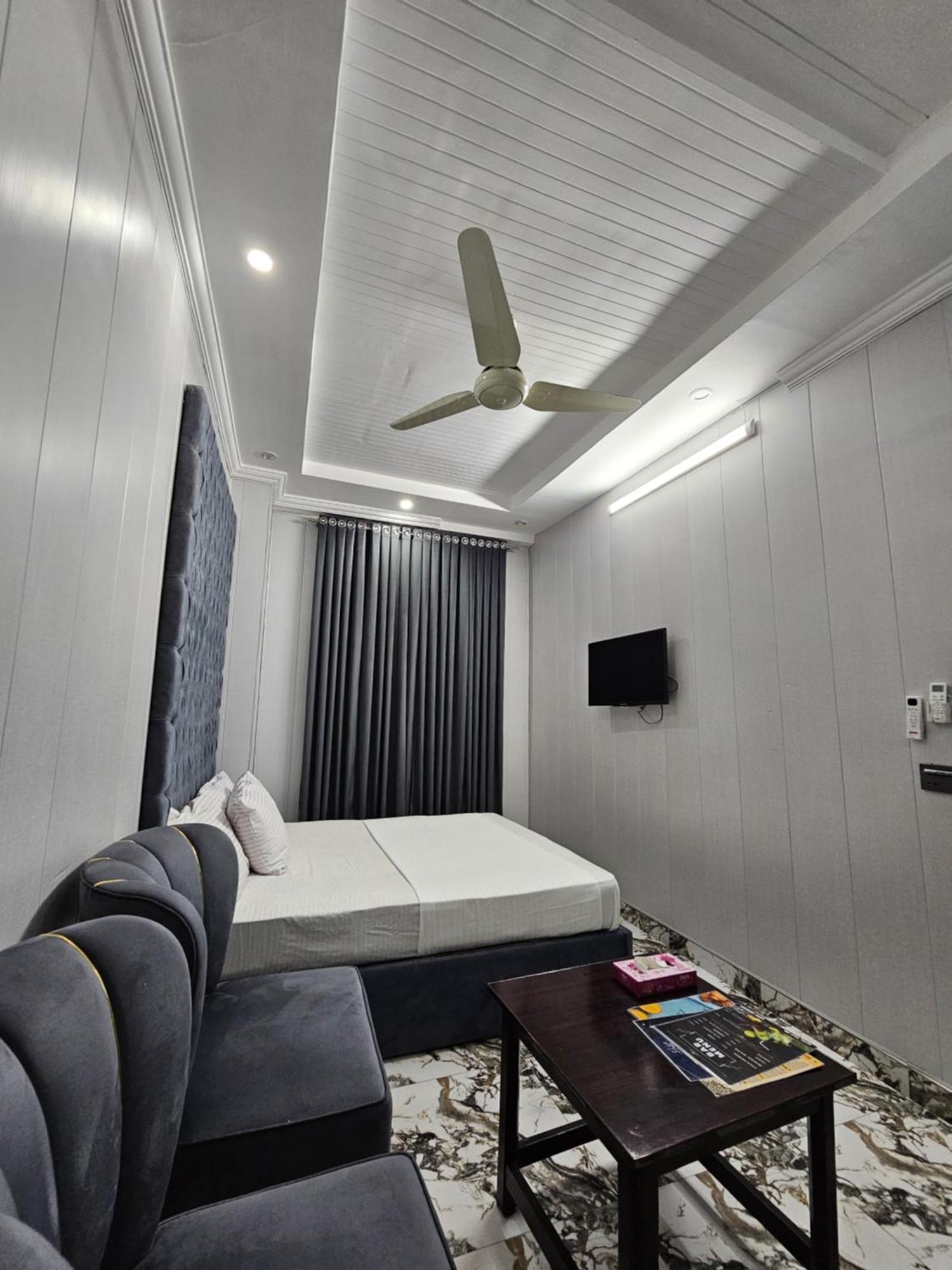 Hotel Tulip Inn, Gulberg لاهور المظهر الخارجي الصورة