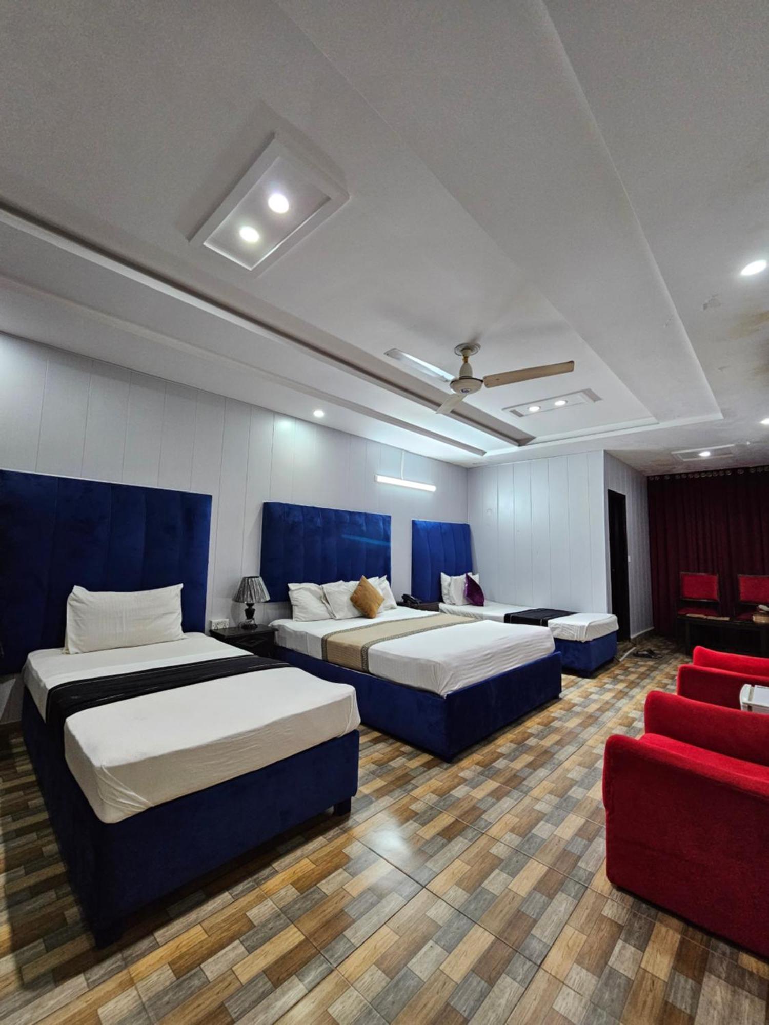 Hotel Tulip Inn, Gulberg لاهور المظهر الخارجي الصورة