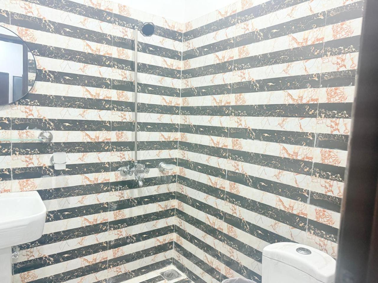 Hotel Tulip Inn, Gulberg لاهور الغرفة الصورة